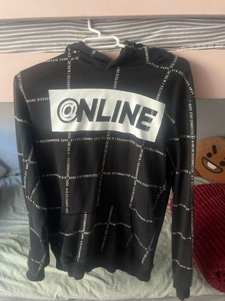 Sudadera Negra con Estampado ONLINE