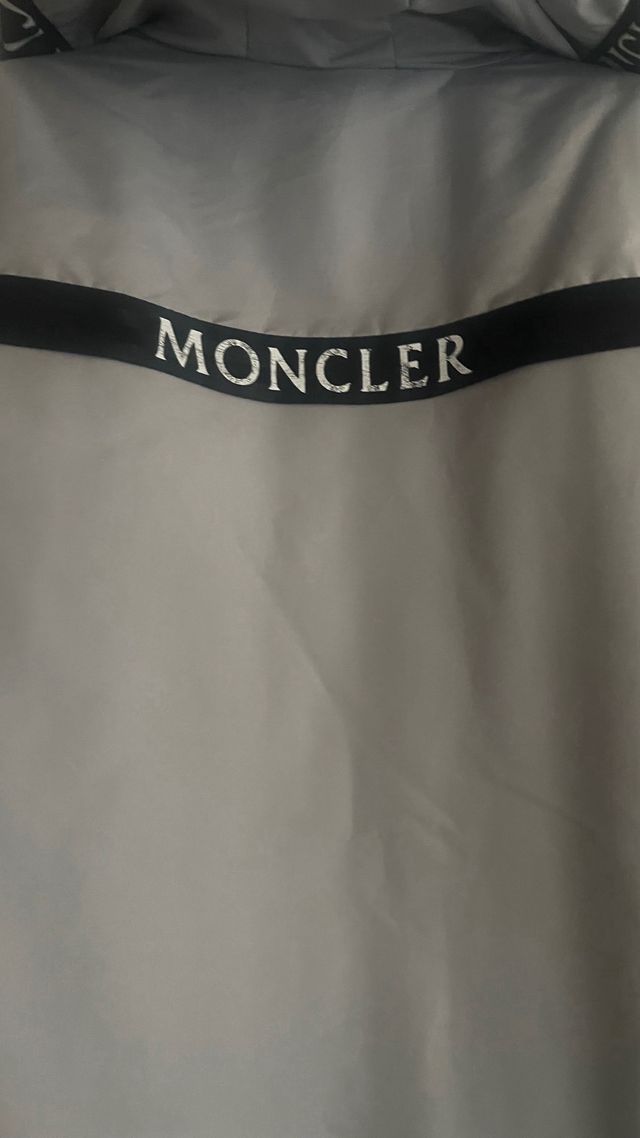 Giubbotto Moncler Grigio