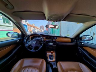 Jaguar X-Type 2.5 V6 Executive 4x4 – IMPECABLE