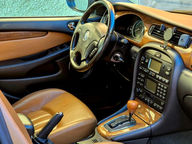 Jaguar X-Type 2.5 V6 Executive 4x4 – IMPECABLE