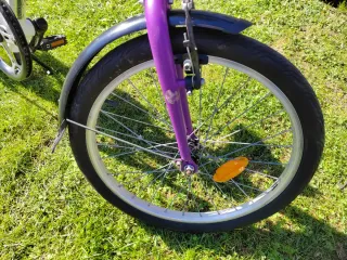 Bicicleta plegable Btwin Hoptown 320 blanca