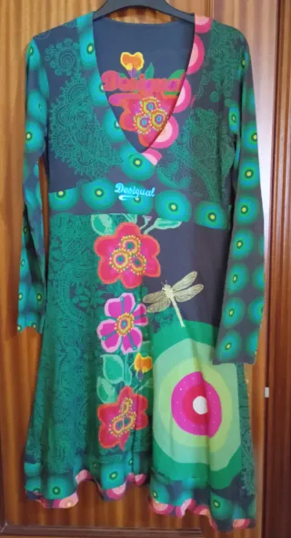 Vestido Desigual estampado flores y libélula