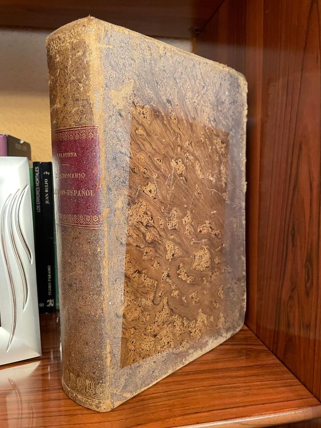 Diccionario Latino-Español Valbuena