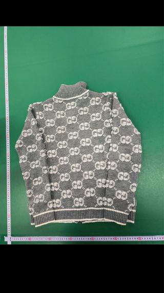 Sudadera Gucci Gris y Blanca GG