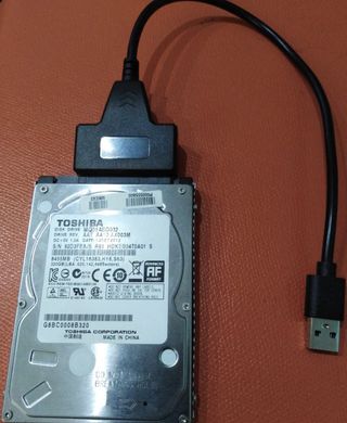 Disco Duro Toshiba 320GB + Adaptador USB
