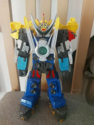 Muñeco robot transformable power rangers