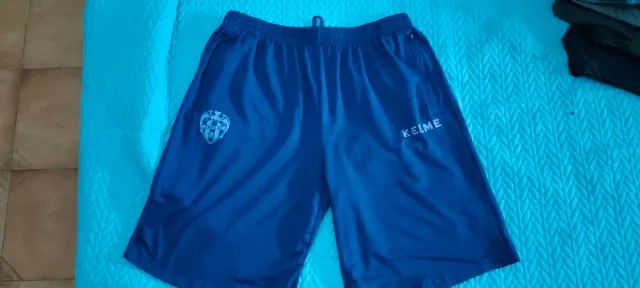 Pantalón corto paseo Levante UD