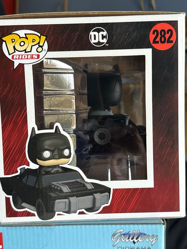 Funko Pop! Rides Batman in Batmobile 282