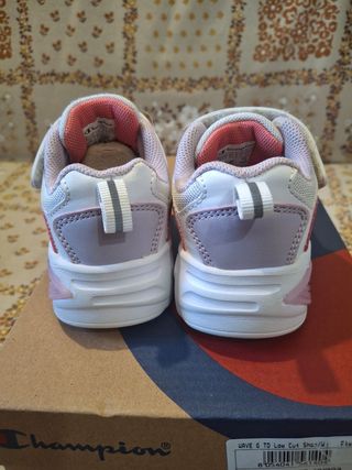 Scarpe bimba Champion con luci