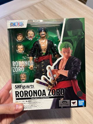 Figura Roronoa Zoro SH Figuarts One Piece
