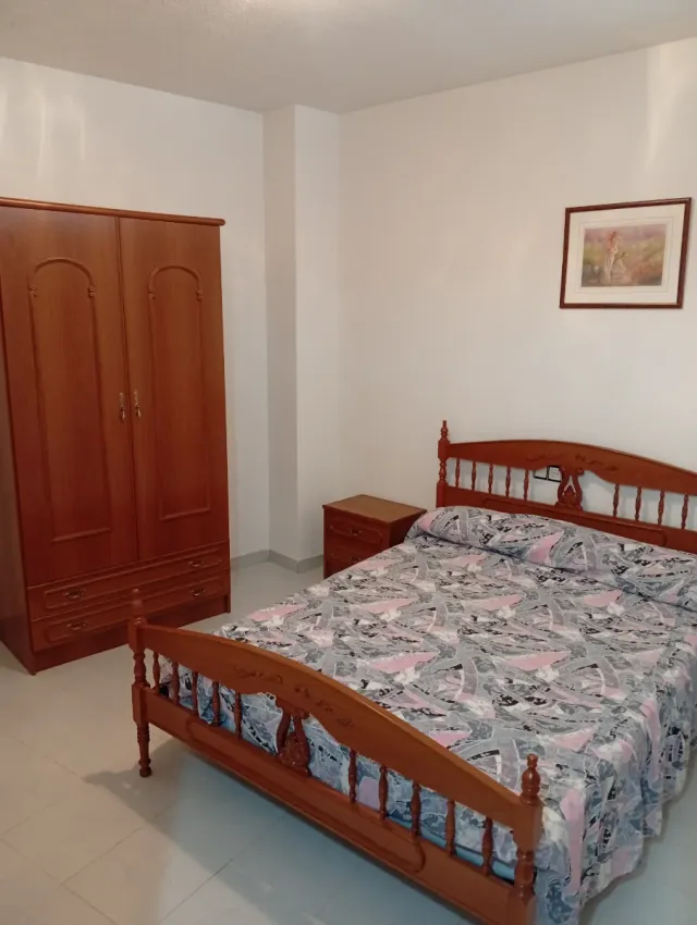 Dormitorio completo madera 