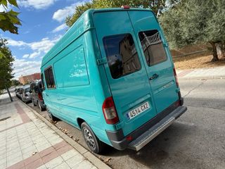 Mercedes-Benz Sprinter 2004