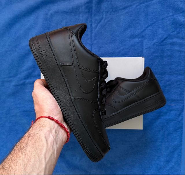 Nike Air Force 1 Triple Black