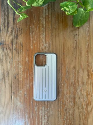 Funda Rimowa iPhone 14 Pro Max