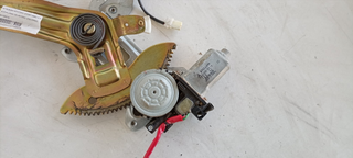 ELEVALUNAS DELANTERO IZQUIERDO MITSUBISHI MONTERO