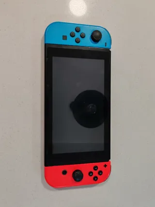 Nintendo Switch Azul y Rojo con Accesorios