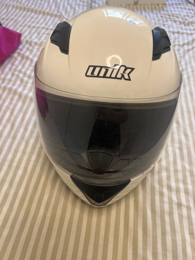 Casco Moto UNIK Blanco Negro, nuevo sin usar
