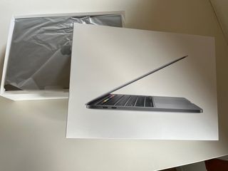 MacBook Pro 13' 2020 Plata/Gris Espacial
