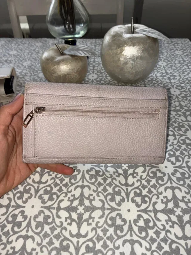Cartera Guess rosa/beige
