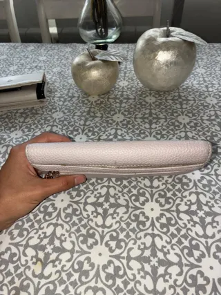 Cartera Guess rosa/beige