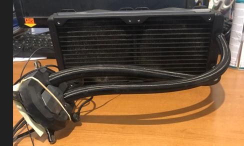 Corsair Sistema Refrigeración Líquida CPU