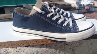 Zara Lefties Canvas Sneakers. Perfectas. 43.