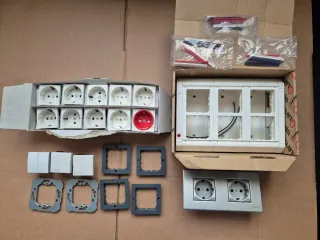 Material Eléctrico: Enchufes y Marcos