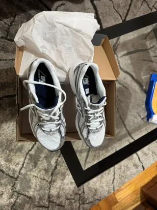 New Balance 530 Plata/Blanco