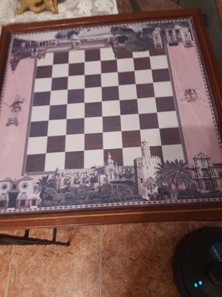 Tablero de Ajedrez con Figuras