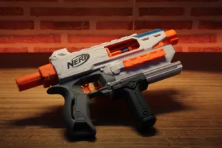 Nerf Modulus Mediator en perfecto estado