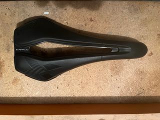Sillín Selle Italia Superflow Negro
