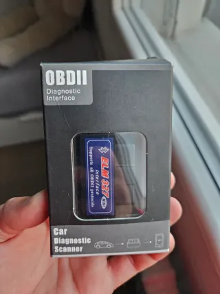 Adattatore OBD2 ELM 327 Mini.
