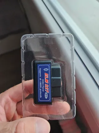 Adattatore OBD2 ELM 327 Mini.
