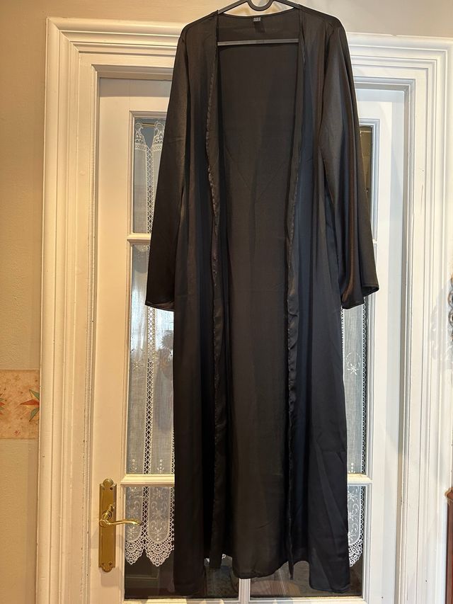 Abaya negra
