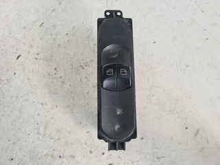 MANDO ELEVALUNAS DELANTERO DERECHO MERCEDES-BENZ