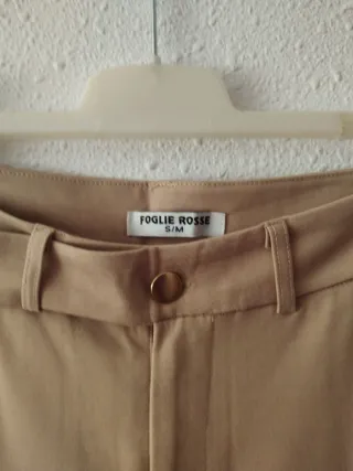 Pantalón elegante beige