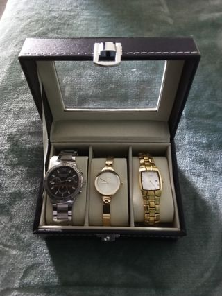 Caja para relojes, recubierto de cuero sintetico