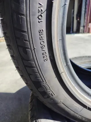 Cubiertas 235/60/R18 103V precio por  dos unidades