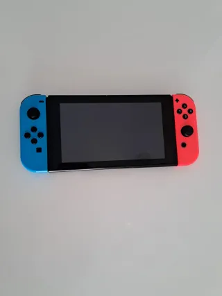 Nintendo Switch.Joycon falla un poco.No hago envio