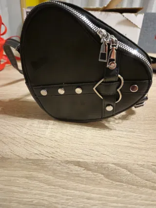 Bolso Corazón Negro negociable