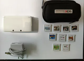 Nintendo 3DS Bianca con 9 Giochi