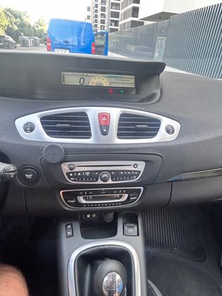 Renault Grand Scenic 2009