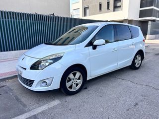 Renault Grand Scenic 2009