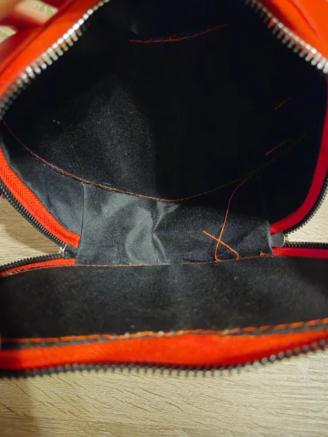 Bolso Corazón Rojo negociable