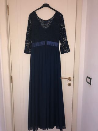 Abito da sera blu con pizzo
