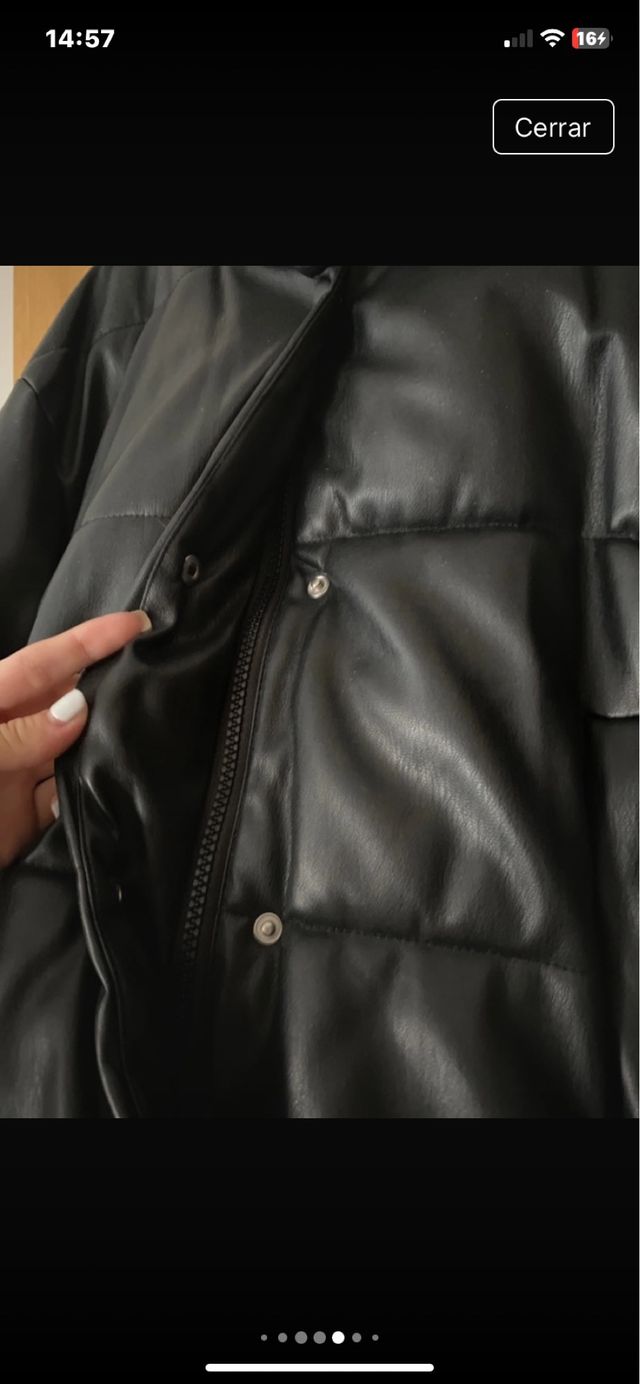 Plumas de cuero Zara negro