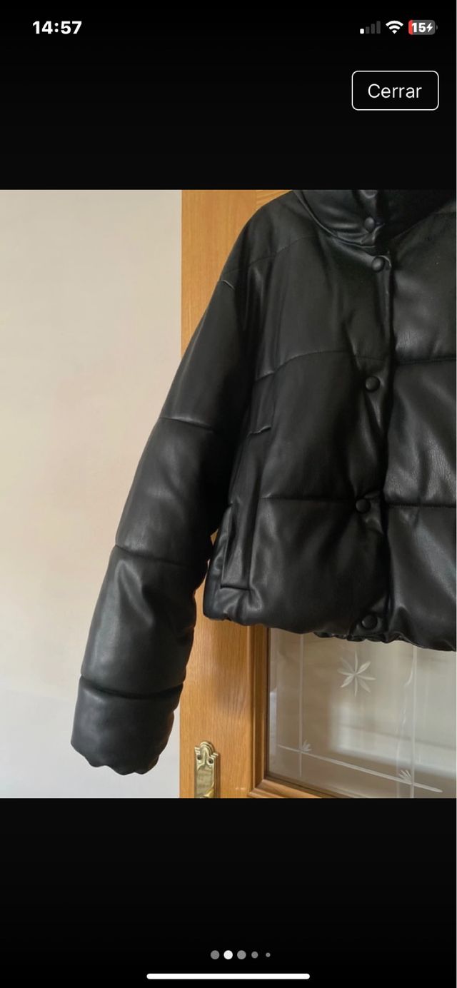 Plumas de cuero Zara negro