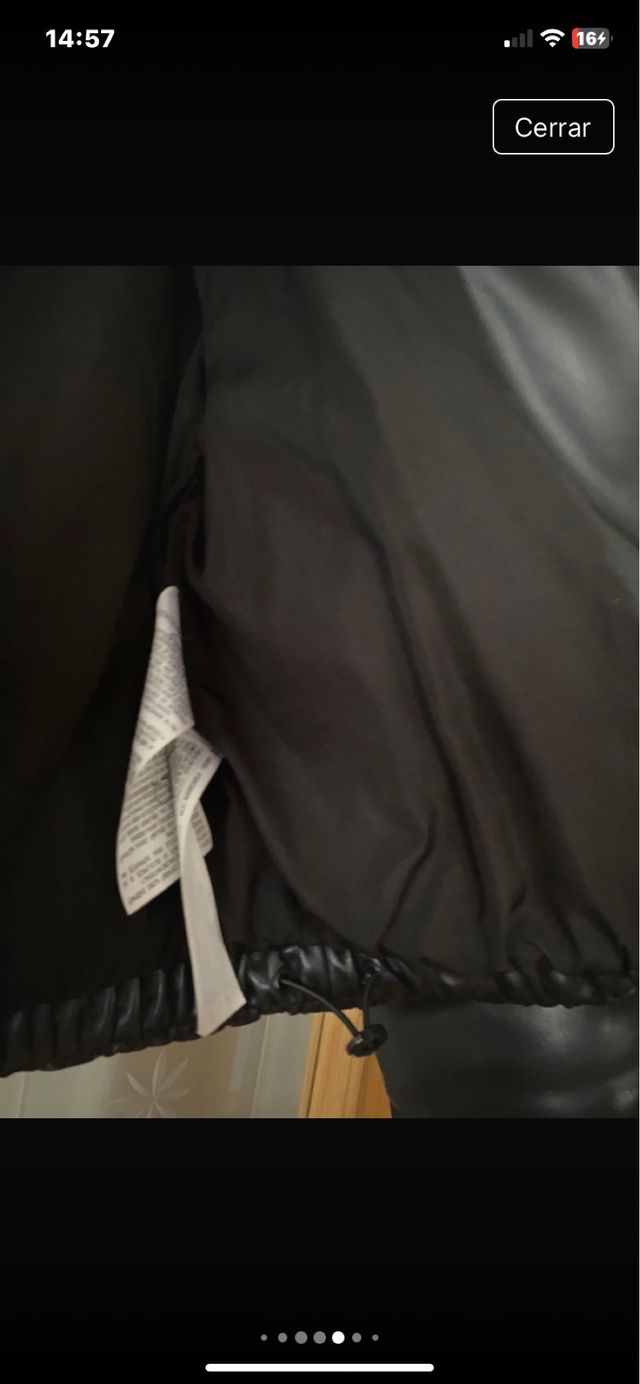 Plumas de cuero Zara negro