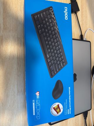 Teclado y Ratón Inalámbrico Rapoo 8000M