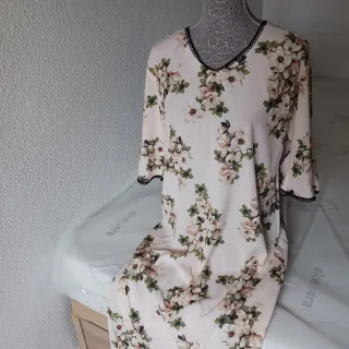 Caftán floral talla M/L